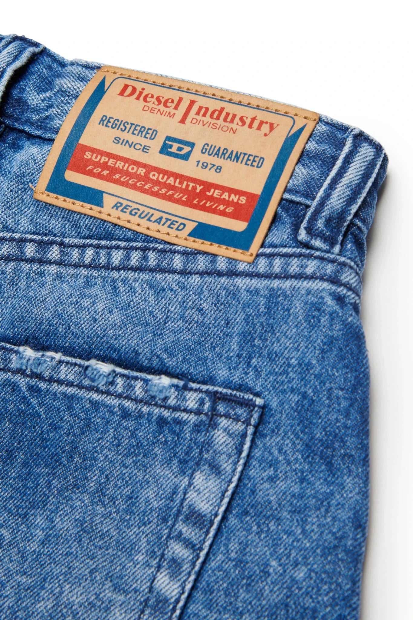 SHORTS IN DENIM SFRANGIATO LOGO DIESEL - Angel Luxury