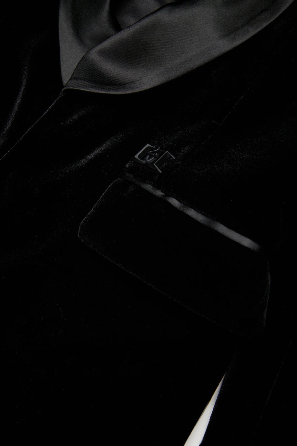 ABITO IN VELLUTO NERO DSQUARED2 - Angel Luxury