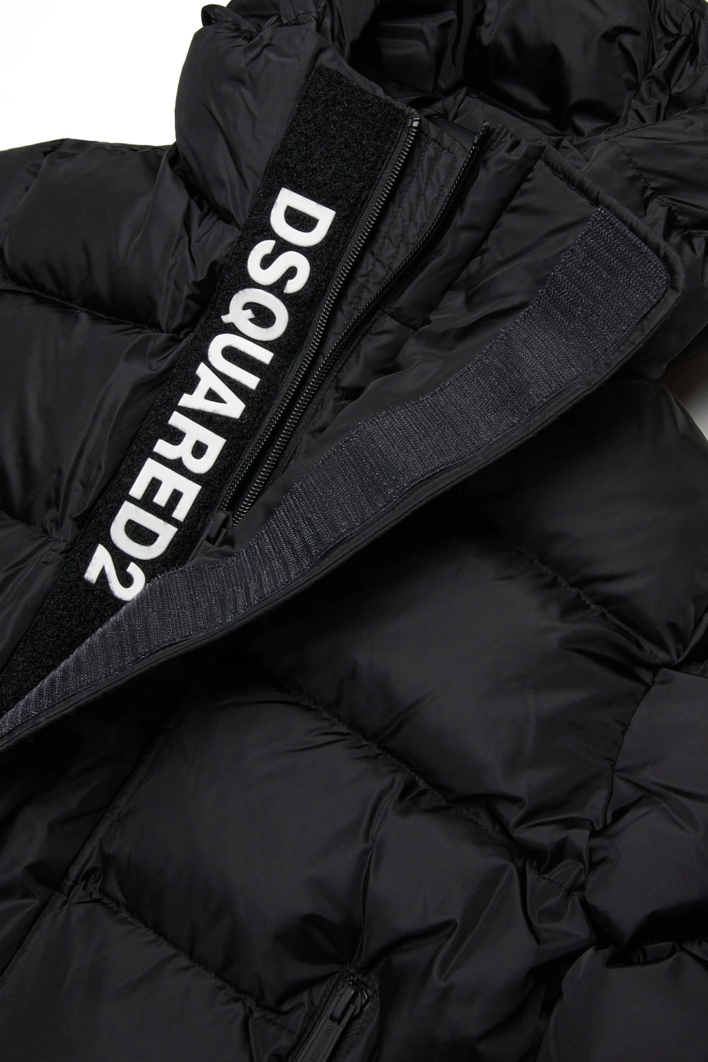GIUBBINO NERO CON LOGO BIANCO DSQUARED2 - Angel Luxury