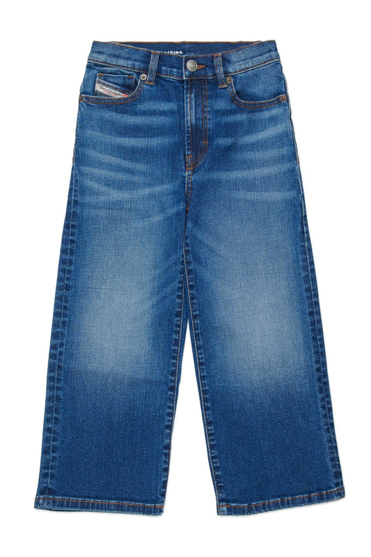 JEANS BLU CON LOGO SUL RETRO ROSSO DIESEL - Angel Luxury