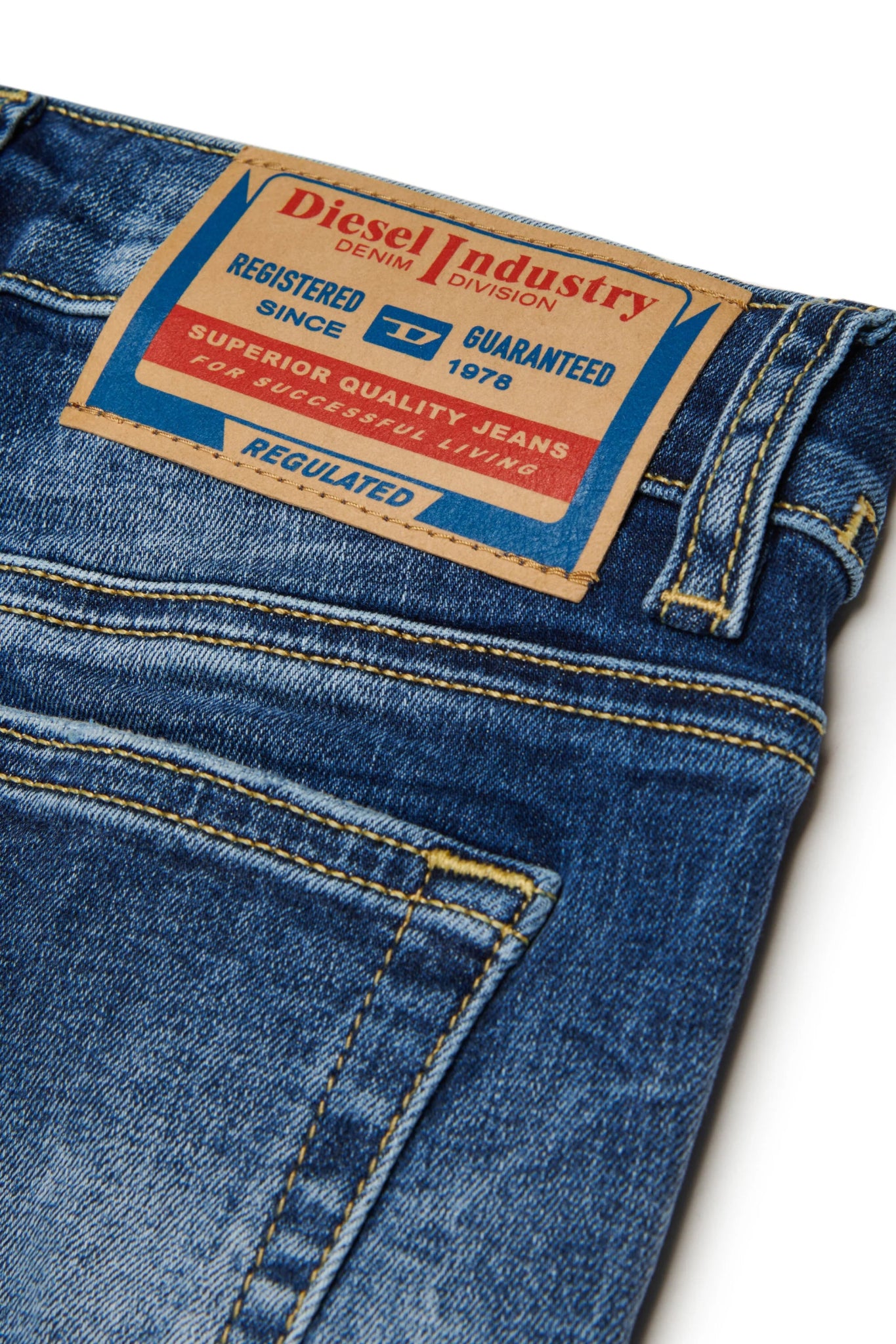 JEANS BLU DIESEL - Angel Luxury