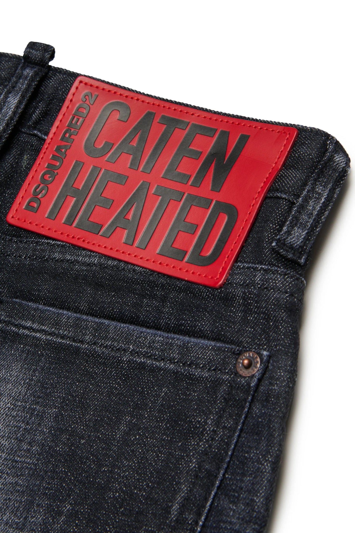 JEANS NERO CON LOGO ROSSO SUL RETRO DSQUARED2 - Angel Luxury