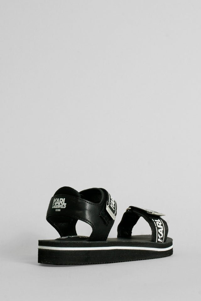 Sandalo Karl Lagerfeld nero con strappo - Angel Luxury