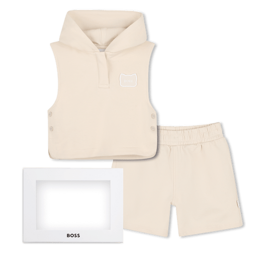 SET DI T - SHIRT+FELPA+BERMUDA BEIGE CON LOGO GOMMATO BIANCO BOSS - Angel Luxury