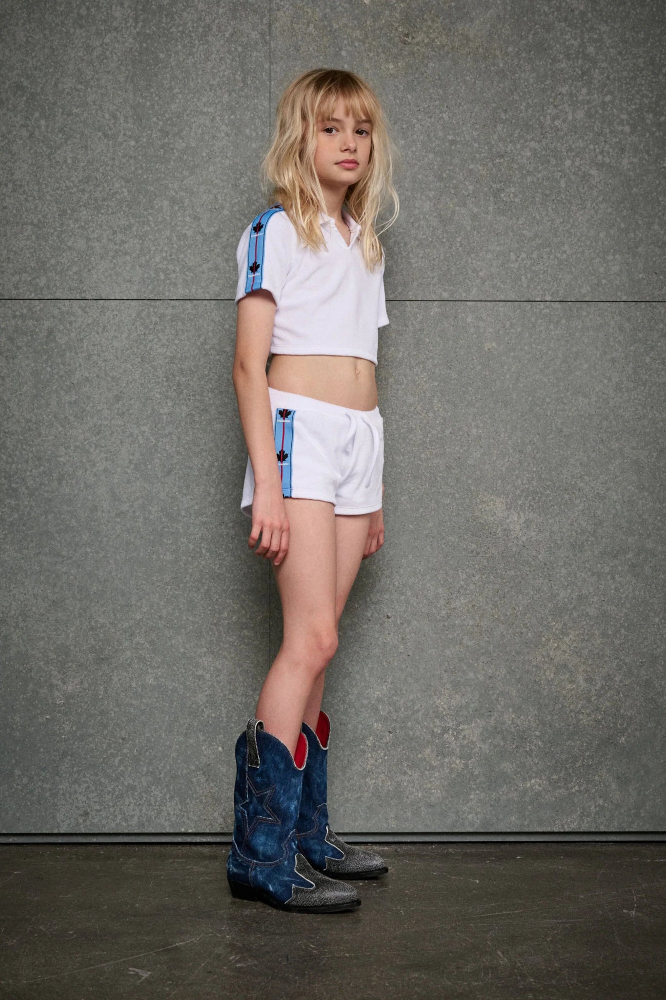 SHORTS IN SPUGNA BIANCO CON BANDA LATERALE DSQUARED2 - Angel Luxury