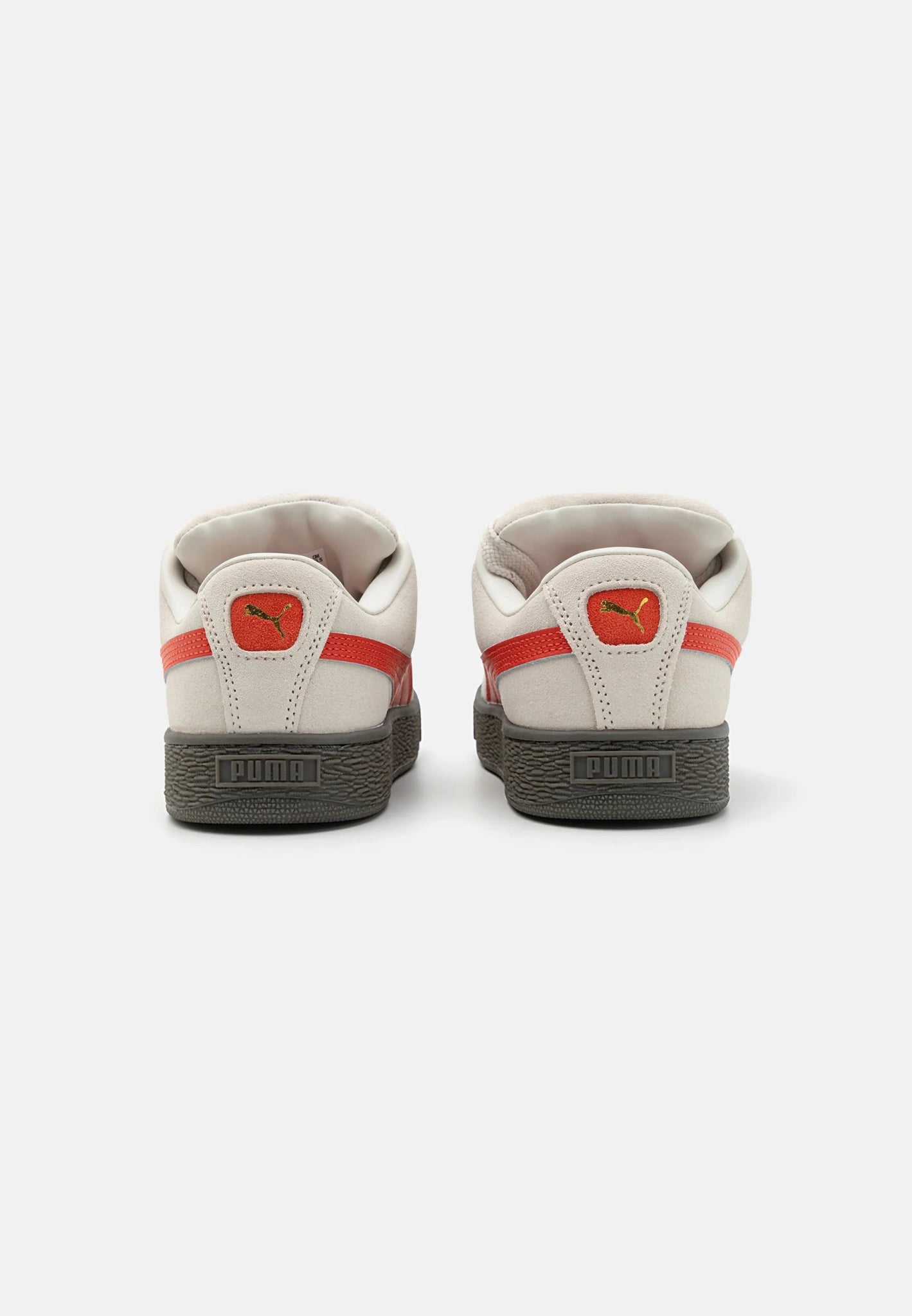 SNEAKERS GRIGIO CHIARO CON BAFFO ROSSO PUMA - Angel Luxury