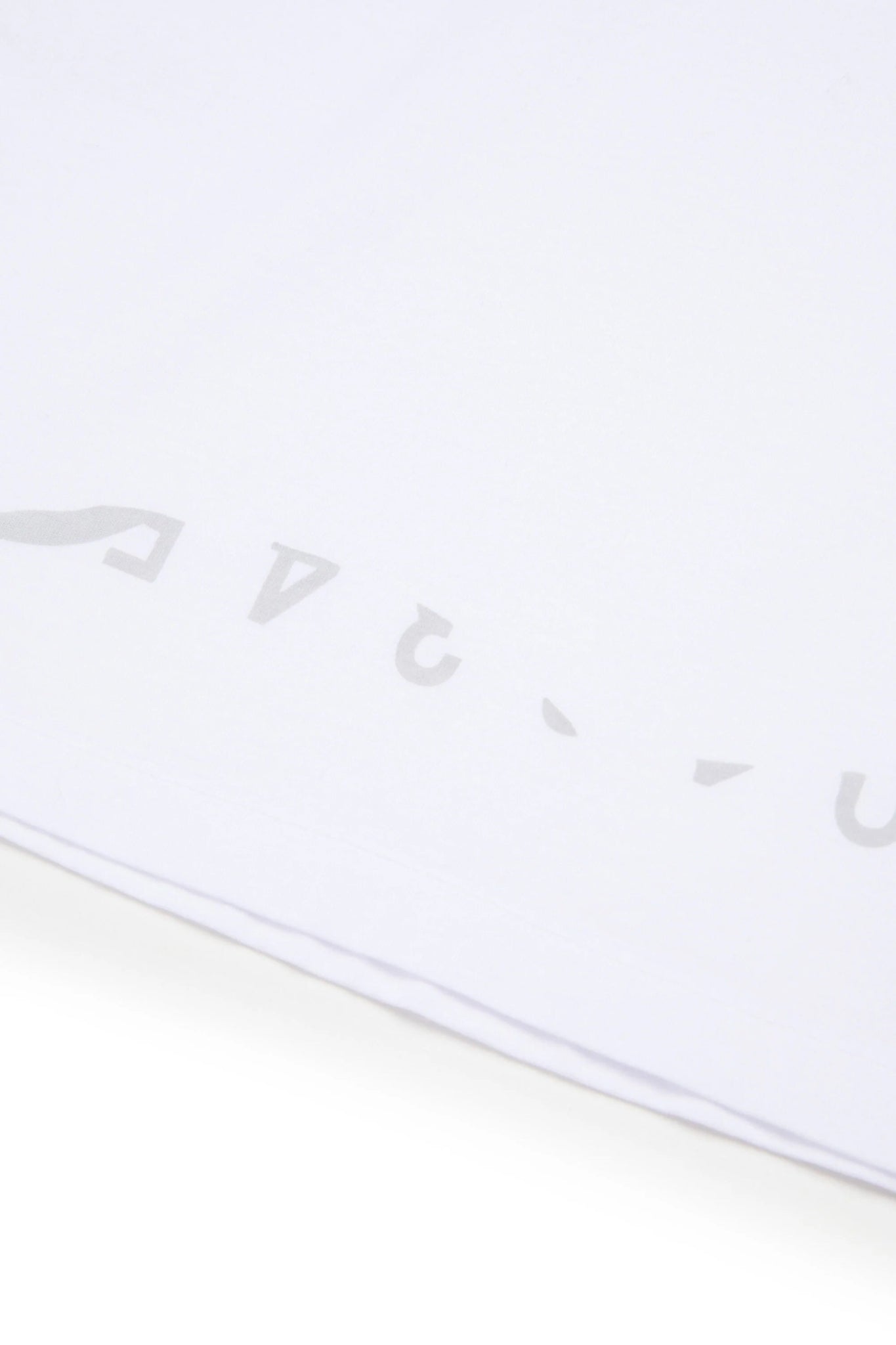 T - SHIRT CORTA BIANCA CON LOGO MAISON MARGIELA - Angel Luxury