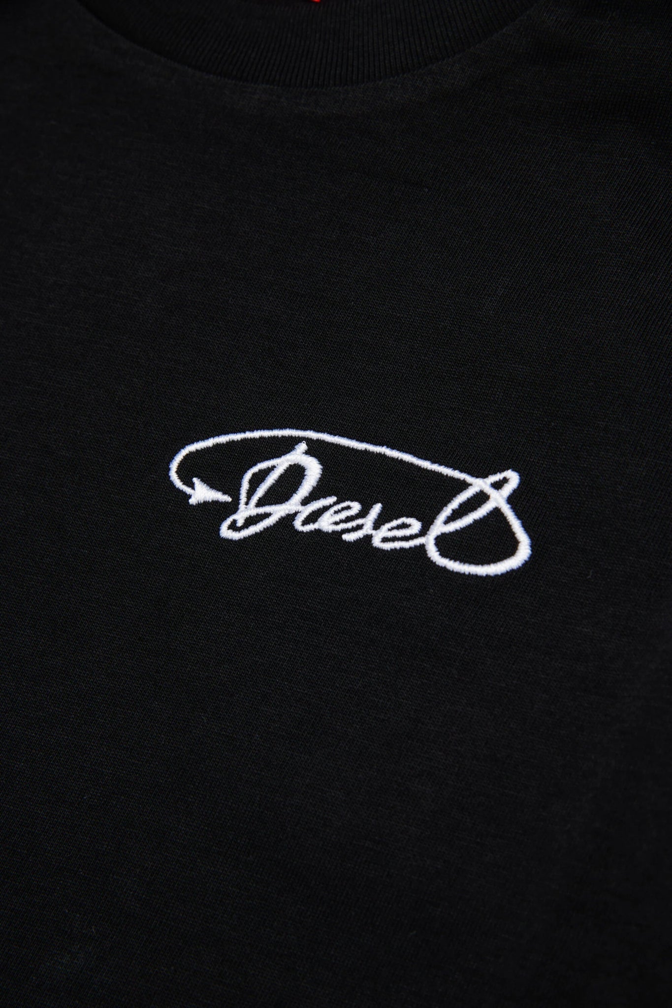 T - SHIRT NERA CON LOGO CORVISO BIANCO DIESEL - Angel Luxury