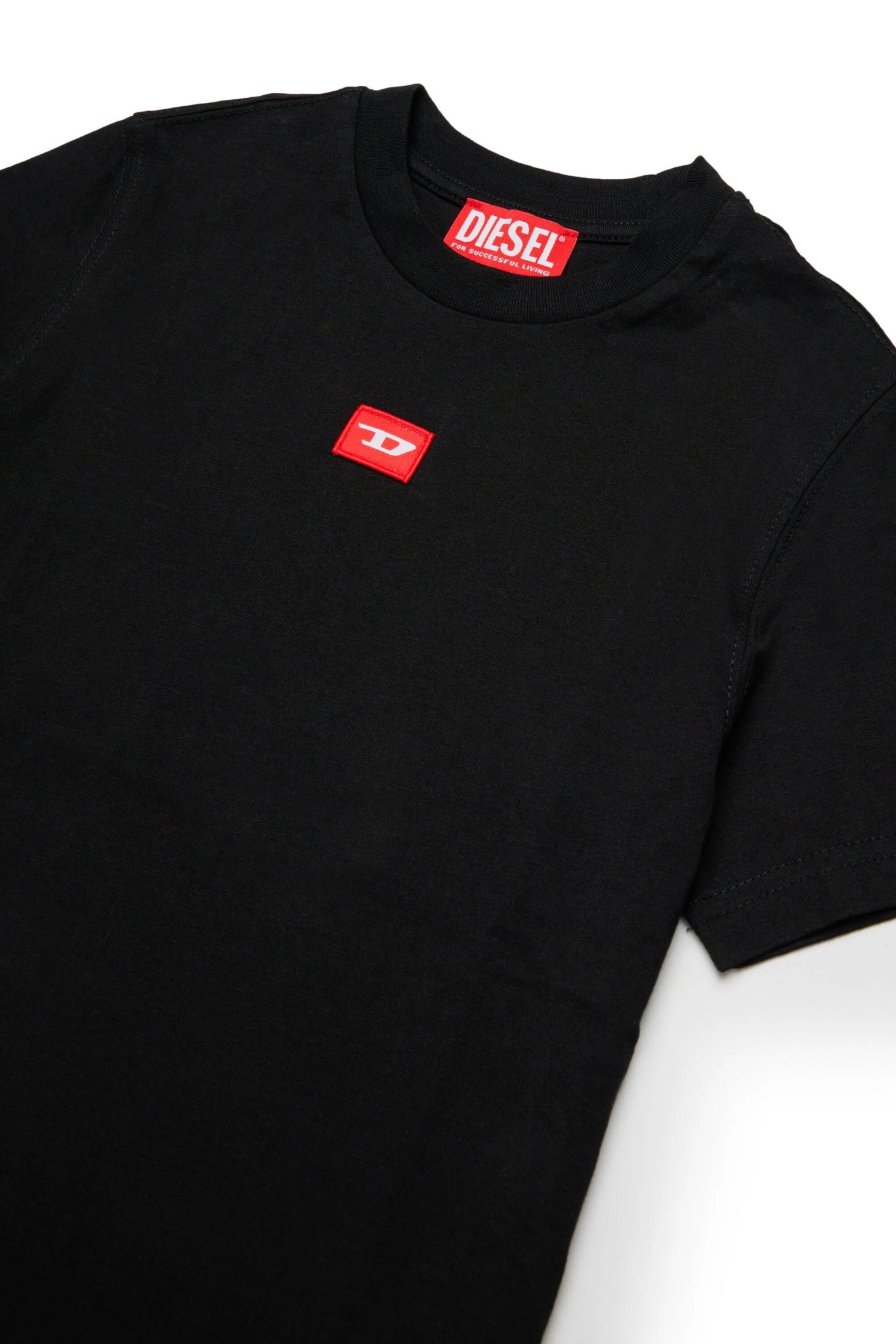 T - SHIRT NERA CON LOGO ROSSO DIESEL - Angel Luxury